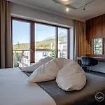 Tatra Luxury A305 Vysoké Tatry